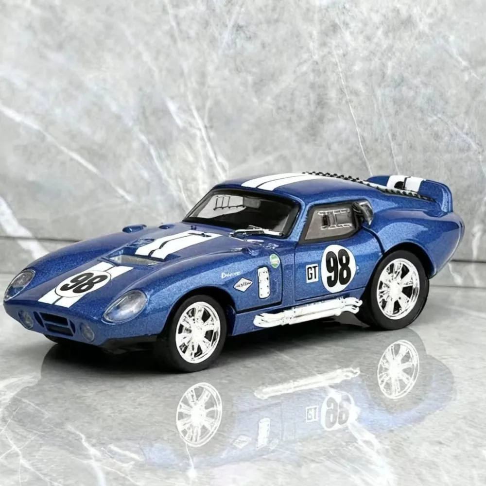 

Модель автомобиля Shelby Cobra из сплава металла в масштабе 1:32, суперспортивная модель с функциями звука, света и откатного механизма, детская игрушка