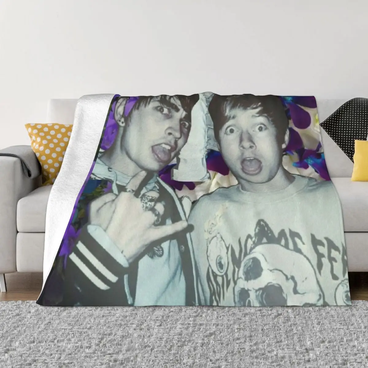 

Sam And Colby 01223 Одеяла в стиле аниме, пляжное одеяло, одеяла и пледы, зимнее одеяло