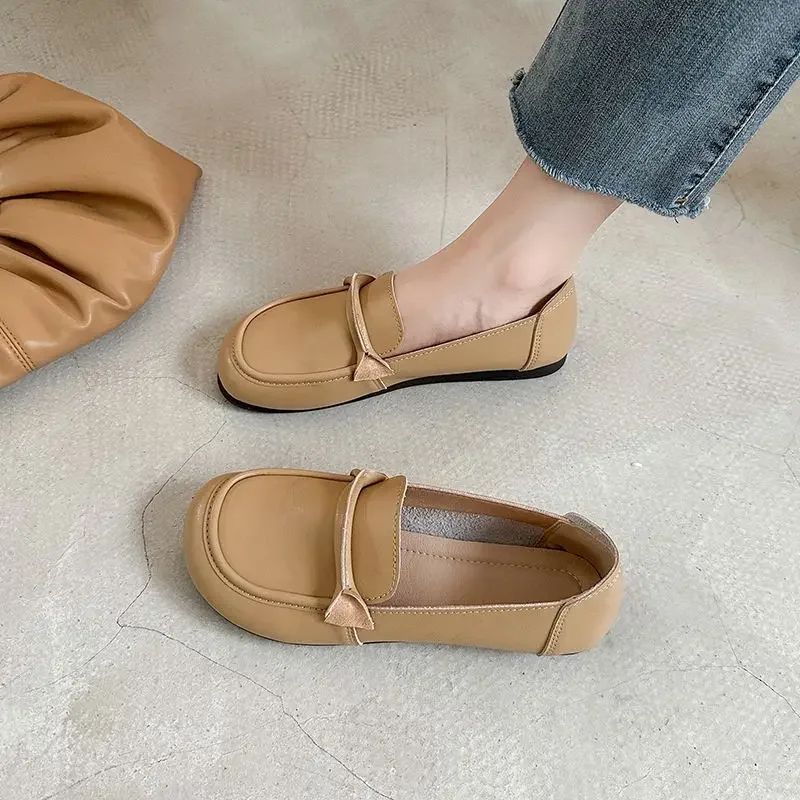 

Женские туфли на плоской подошве, белые лоферы без шнуровки, роскошные элегантные винтажные туфли Y2k, лето 2022, трендовая одежда в корейском стиле, шикарная женская обувь