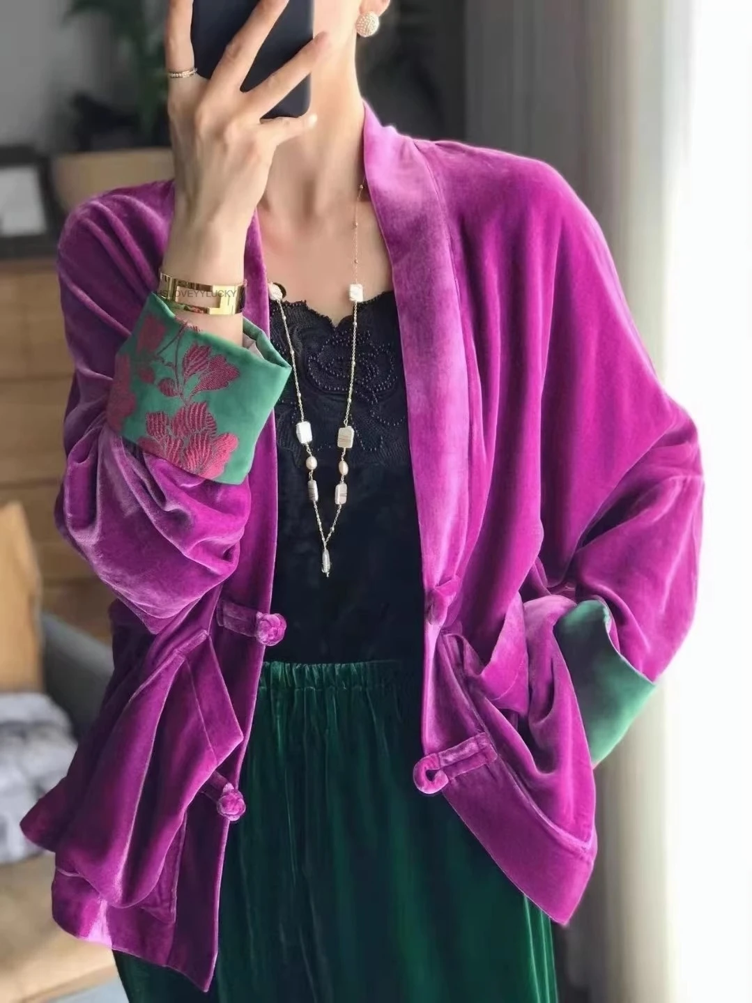 

Autumn Winter New Chinese Retro Vintage Style Button Top Embroidered Tang Coat Women Daily Oriental Style Daily Purple Coat