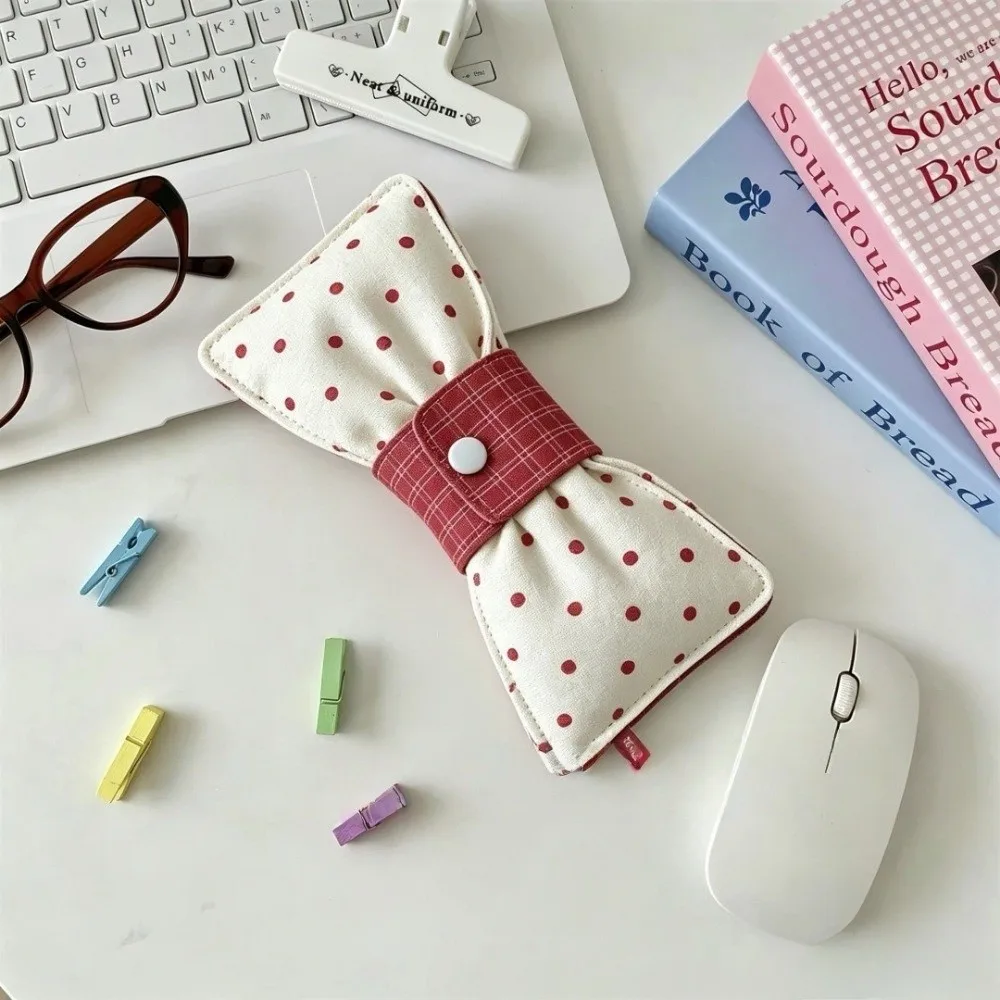Bow Shape Wave Point Eyeglass Case Portable Anti-scratch Sunglasses Storage Bag Cotton Padded Snap-button Sunglasses Pouch