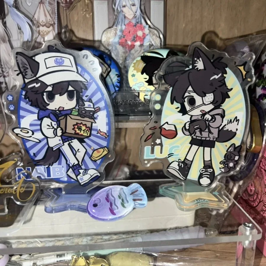 Пятая личность: вокруг опасных мелких животных, заключенных, найманности, украшения стола для друзей в аниме.