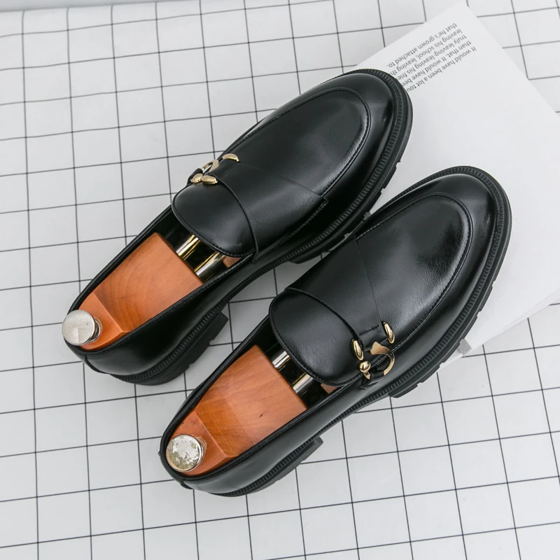 Clean Fit Men Business Loafers Luxury Design Metal Decoration Slip On Office Driving Casual Flat Wedding Leather Shoes Big Size