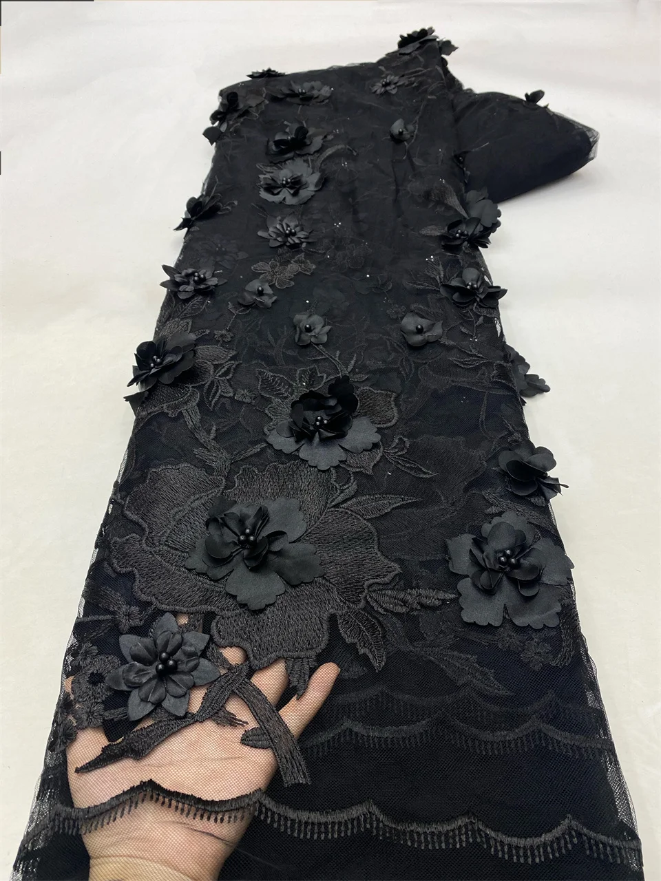 Latest African 3D Flower Lace Fabric 2023 High Quality Lace Material French Nigerian Lace Fabrics for Women Party Wedding XZ5962