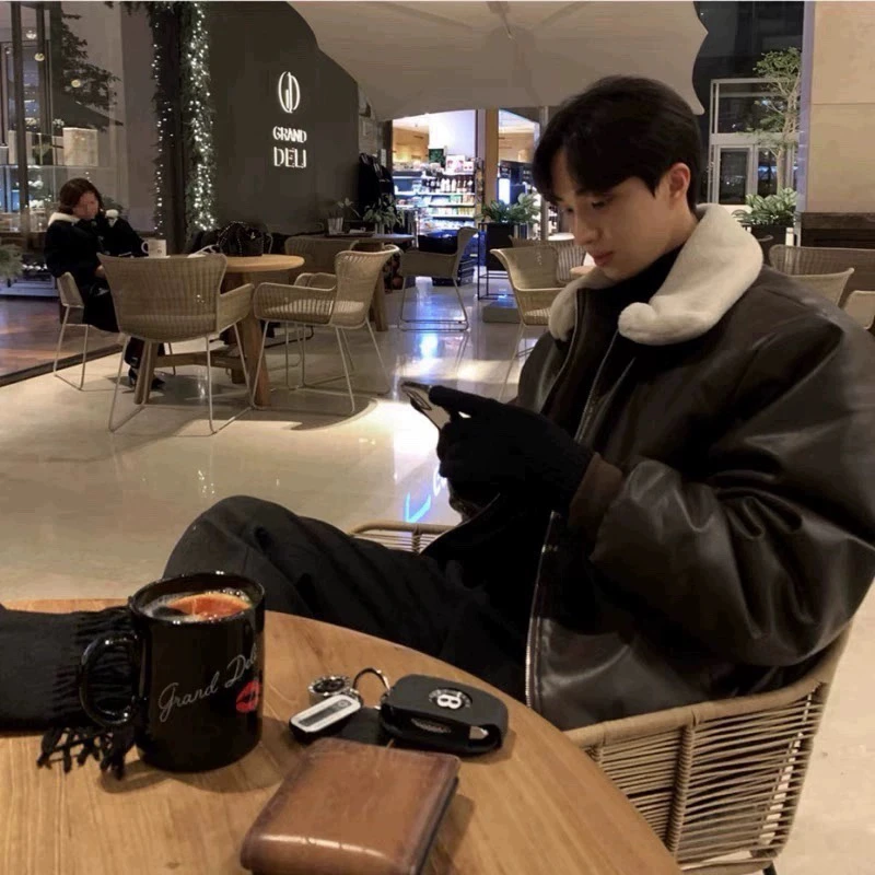 Winter Jacket Men Warm Brown Black Thick Leather Jacket Men Streetwear Korean Loose Short Coat Mens Thicken Leather Jackets