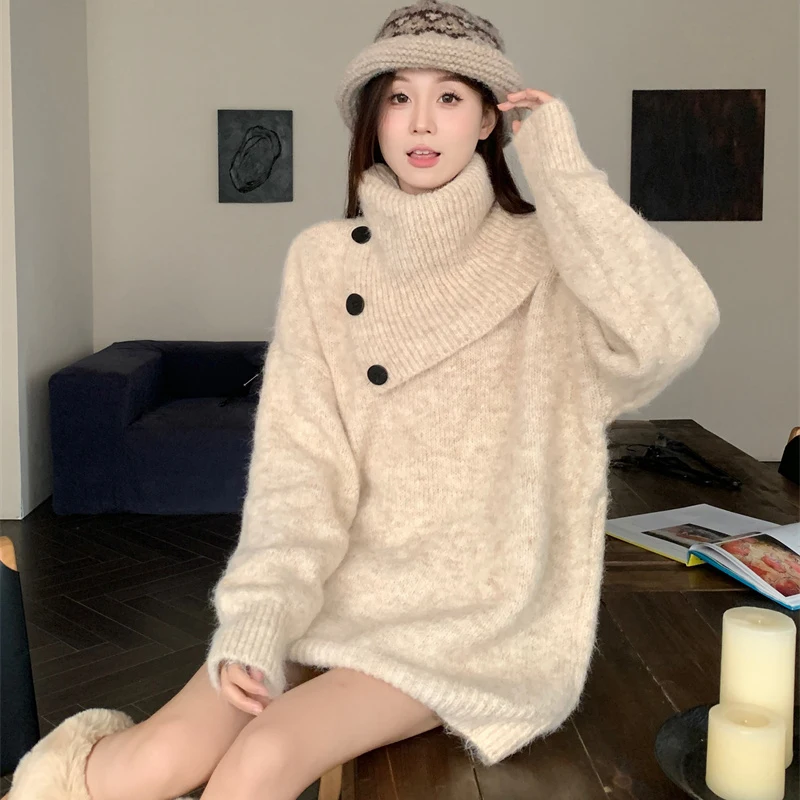 Women's Vintage Long-Sleeved Turtleneck Sweater, Warm Pullover Chic Top, Detachable Bib, Western Style, Mid-Length, Autumn, 2026