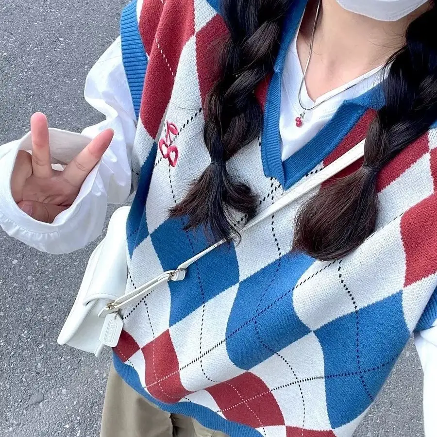 Maglione a rombi Gilet da donna Maglioni larghi con ricamo Preppy da ragazzina Dolce casual Maglieria americana con scollo a V Pallened Vintage Kpop