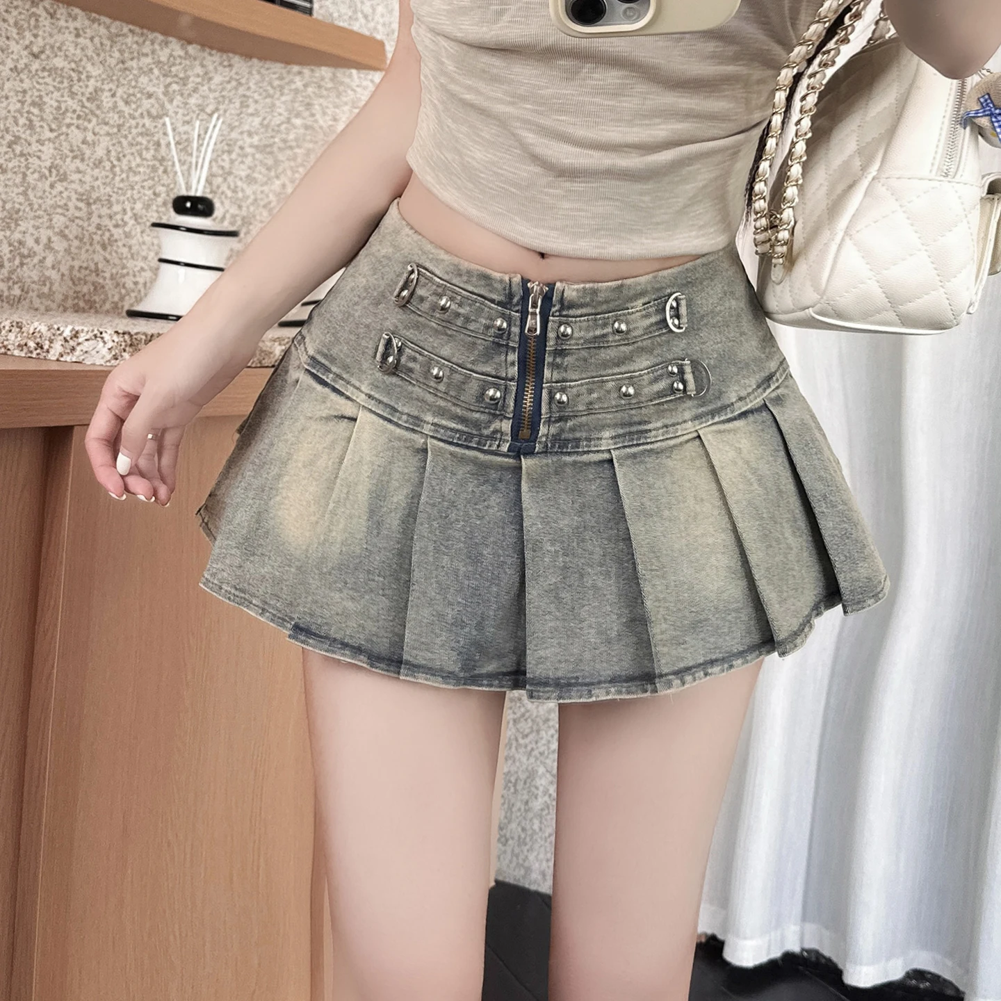 

American Hong Kong Style Short Skirt High Waist Pleated Denim Half Body A-Line Skirt for Women Summer Slimming Vintage Rivet