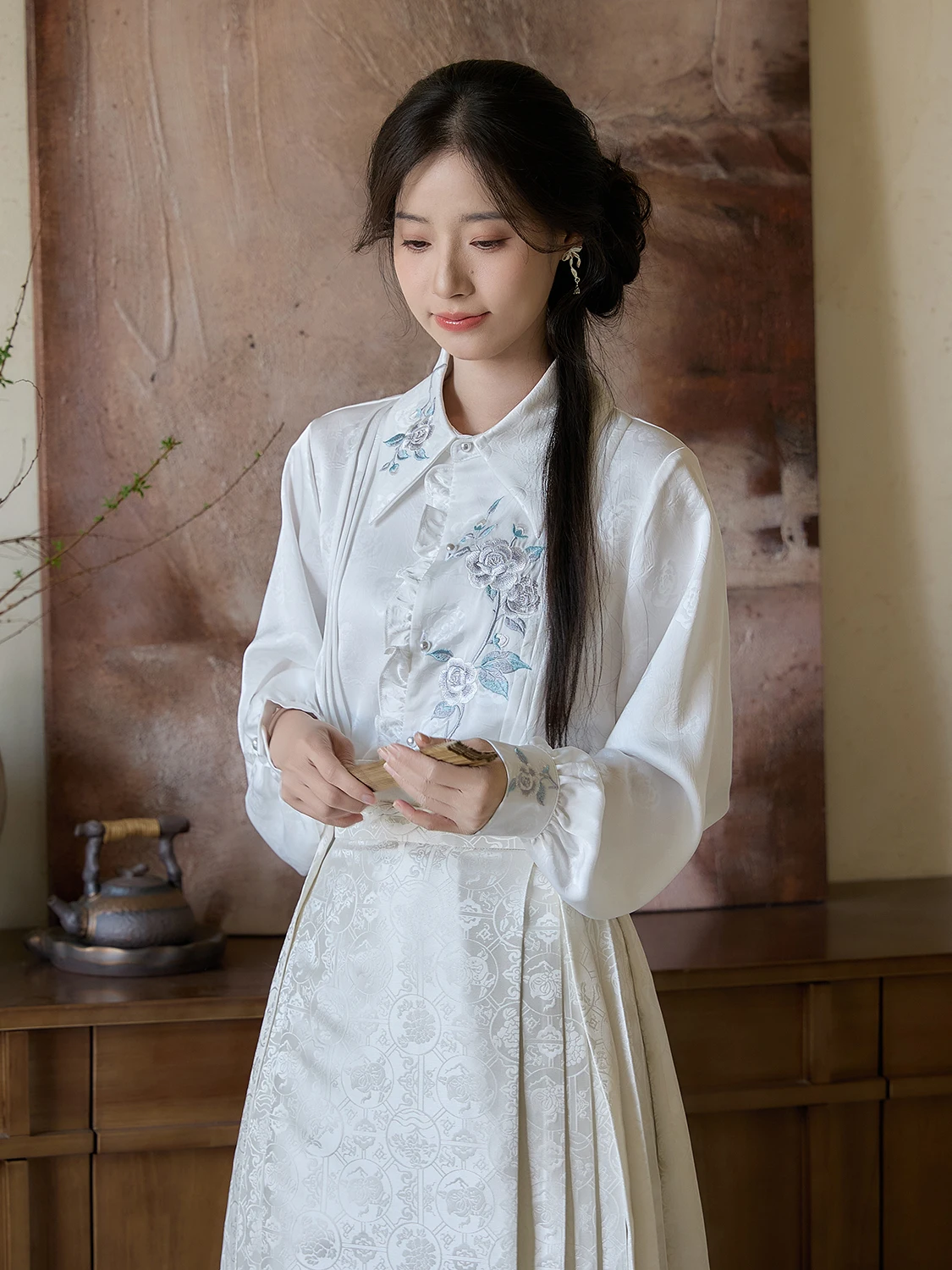 

Новая китайская вышитая юбка-ханьфу в национальном стиле с шлейфом, женский топ, весна-лето, новинка