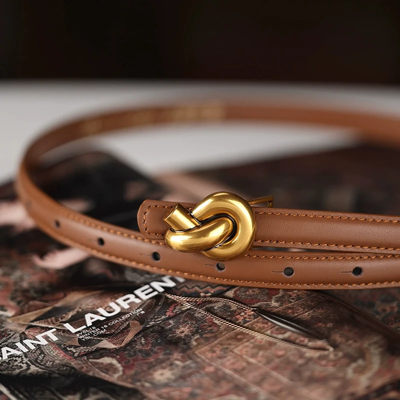 Женский ремень премиум-класса из натуральной кожи с элегантной металлической пряжкой с узлом идеально подходит для платьев и джинсов