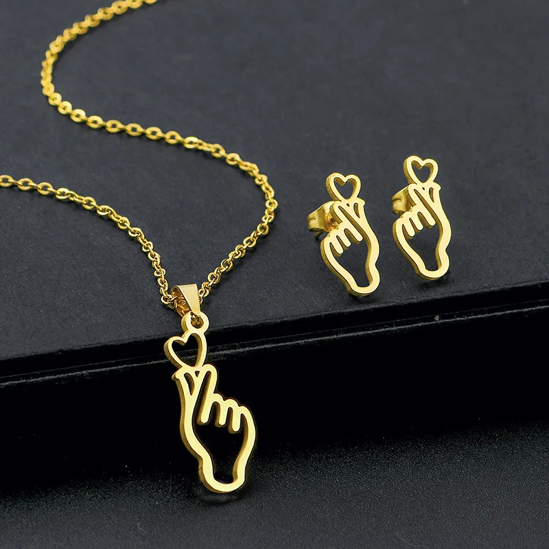 Cartoon Women Charm Elf Angel Earrings Necklace Set Girls Angel Wings Pendant Bear Necklace Female Chain Necklace Jewelry