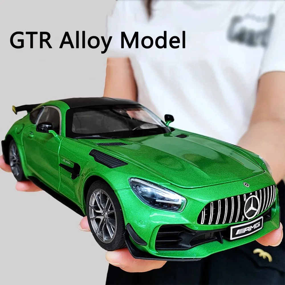 1/18 GTR Green Demon Toys Car Models Alloy Diecast Vehicles 4 Doors Opened Sound Light Pull Back Rubber Tires Toy Gifts for Kids