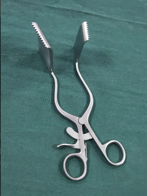 Asymmetric Plate Retractor Stainless Steel Tissue Spreader Skin Retractor Auto Opening Veterinary Orthopedic Tool 160mm