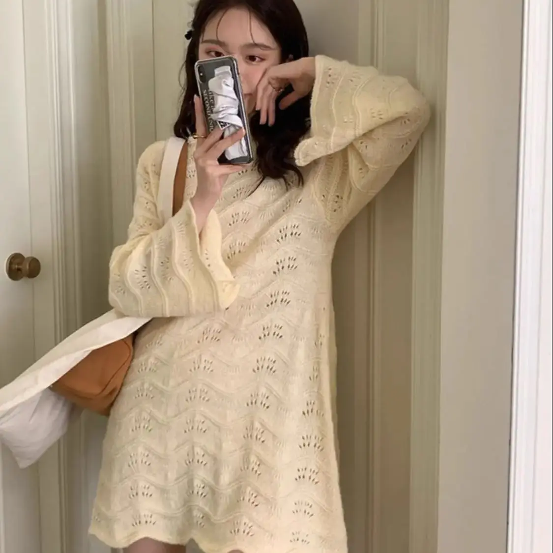 

Hollow Knitted Dress Women 2024 New Autumn Korean Style Gentle Style Loose Niche Design Long-Sleeved Short Skirt