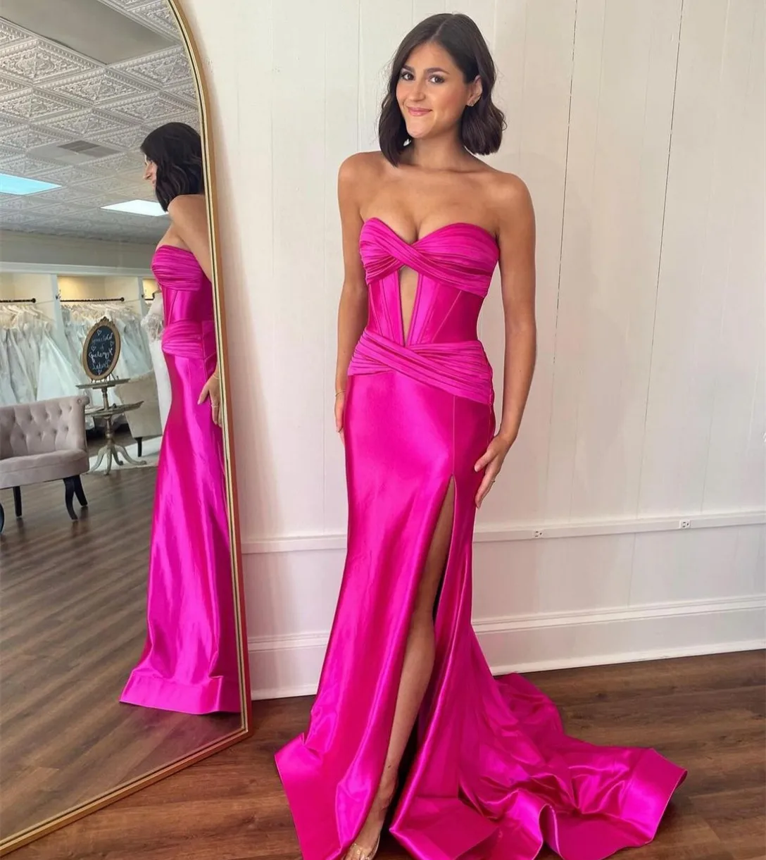 Elegant Long Fuchsia Satin Prom Dresses with Slit Mermaid Sweetheart Pleated Wedding Guest Dress Formal Evening Dress for Women