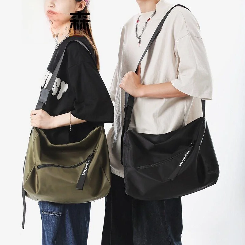 borsa-a-tracolla-sportiva-casual-borsa-da-viaggio-di-grande-capacita-zaino-da-donna-borsa-per-brevi-viaggi-borsa-per-il-tempo-libero-e-il-fitness-in-nylon-stampato