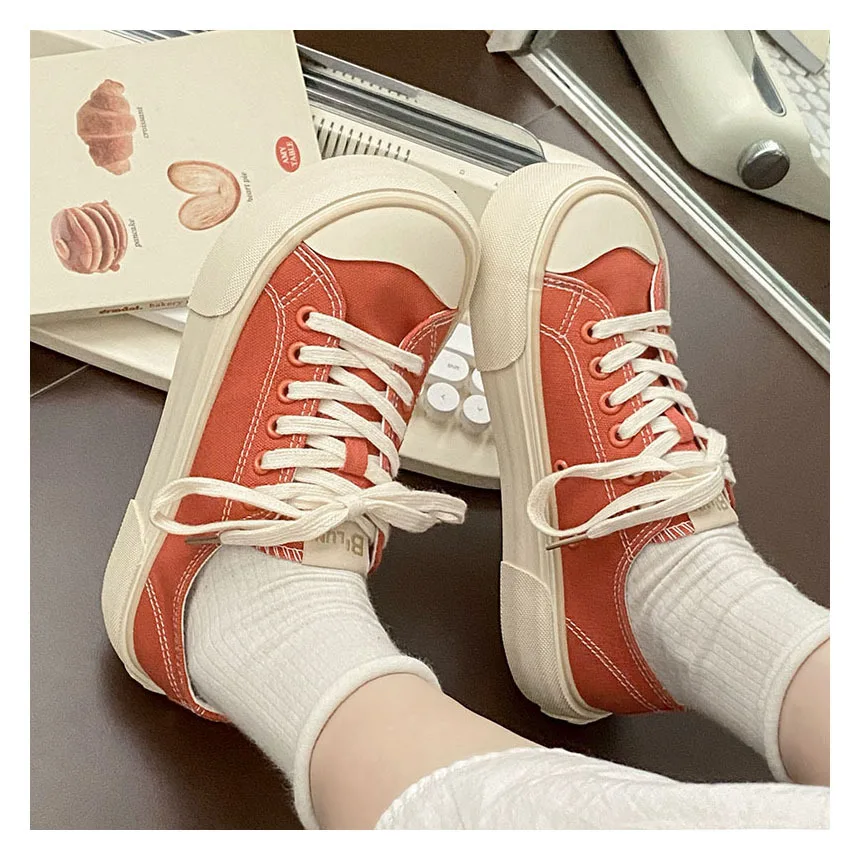 2024 Summer Quality Women Thick Sole Canvas Shoes Wide Toe Female Flat Sneakers Lace Up Students Solid Casual Shoes Tennis Shoes