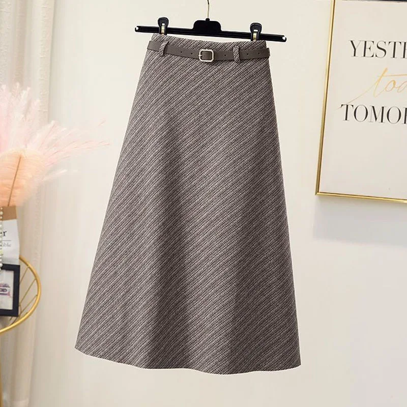 New Spring and Autumn Fashion Thickened Twill Brushed Fleece High Waist Slim Versatile Western Mid Length Women's Halfskirt