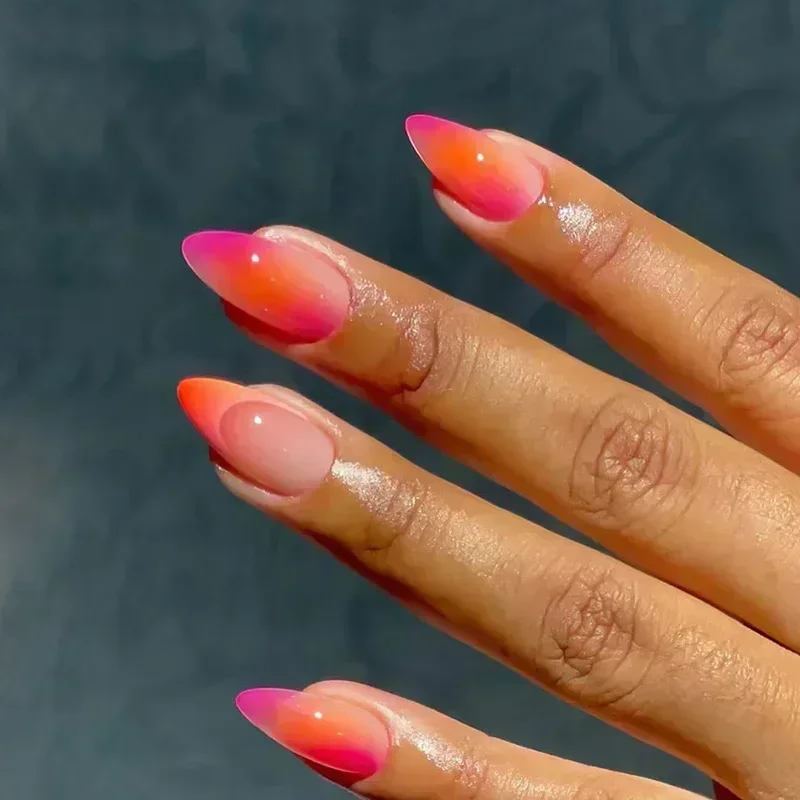 24Pcs Short False Nails French Gradient Pink Fake Nails Almond Press on Nails Coffin Full Cover Nail Tips Detachable Manicures