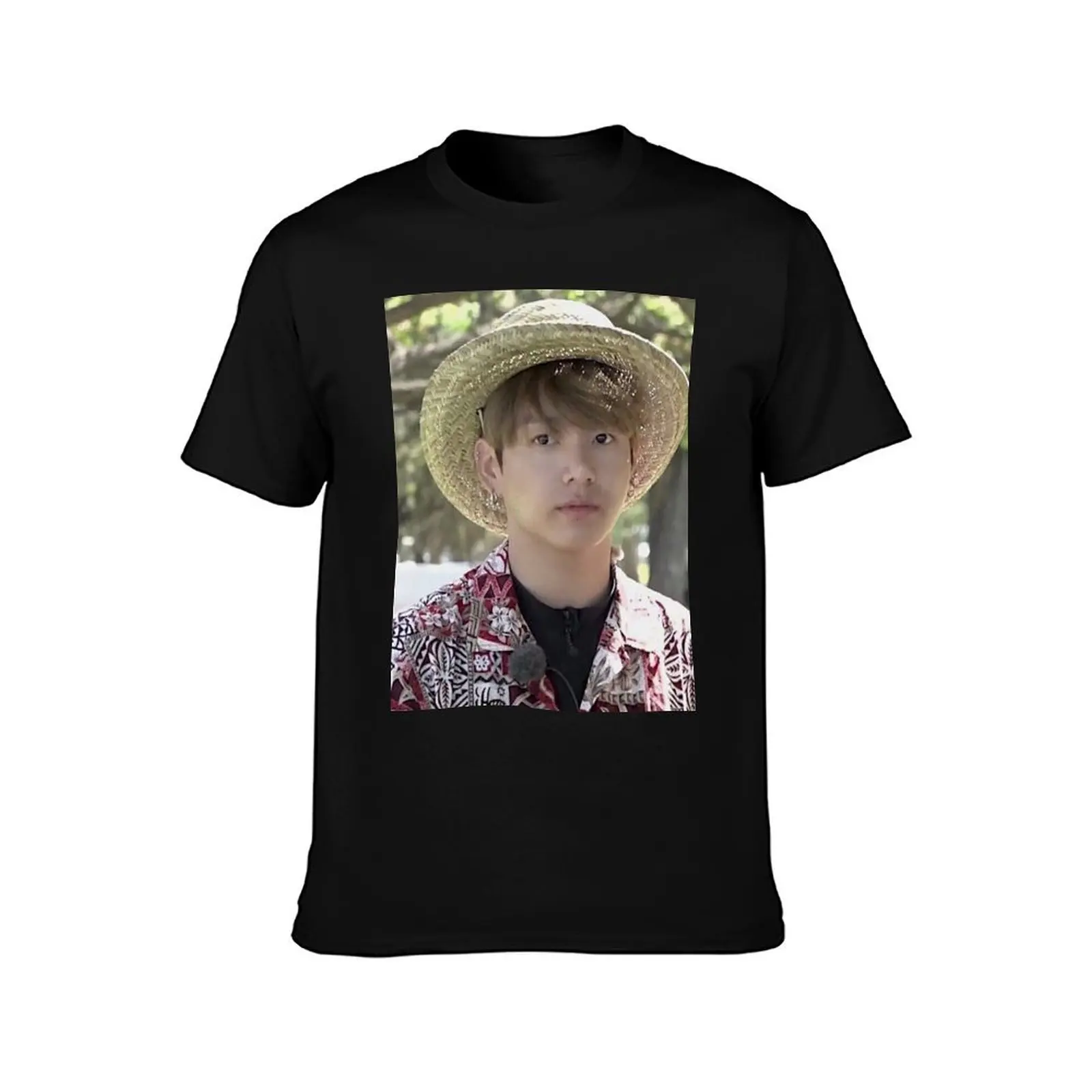 Puffy Jungkook in Hawaii T-Shirt animal prinfor boys blue lock men tshirt