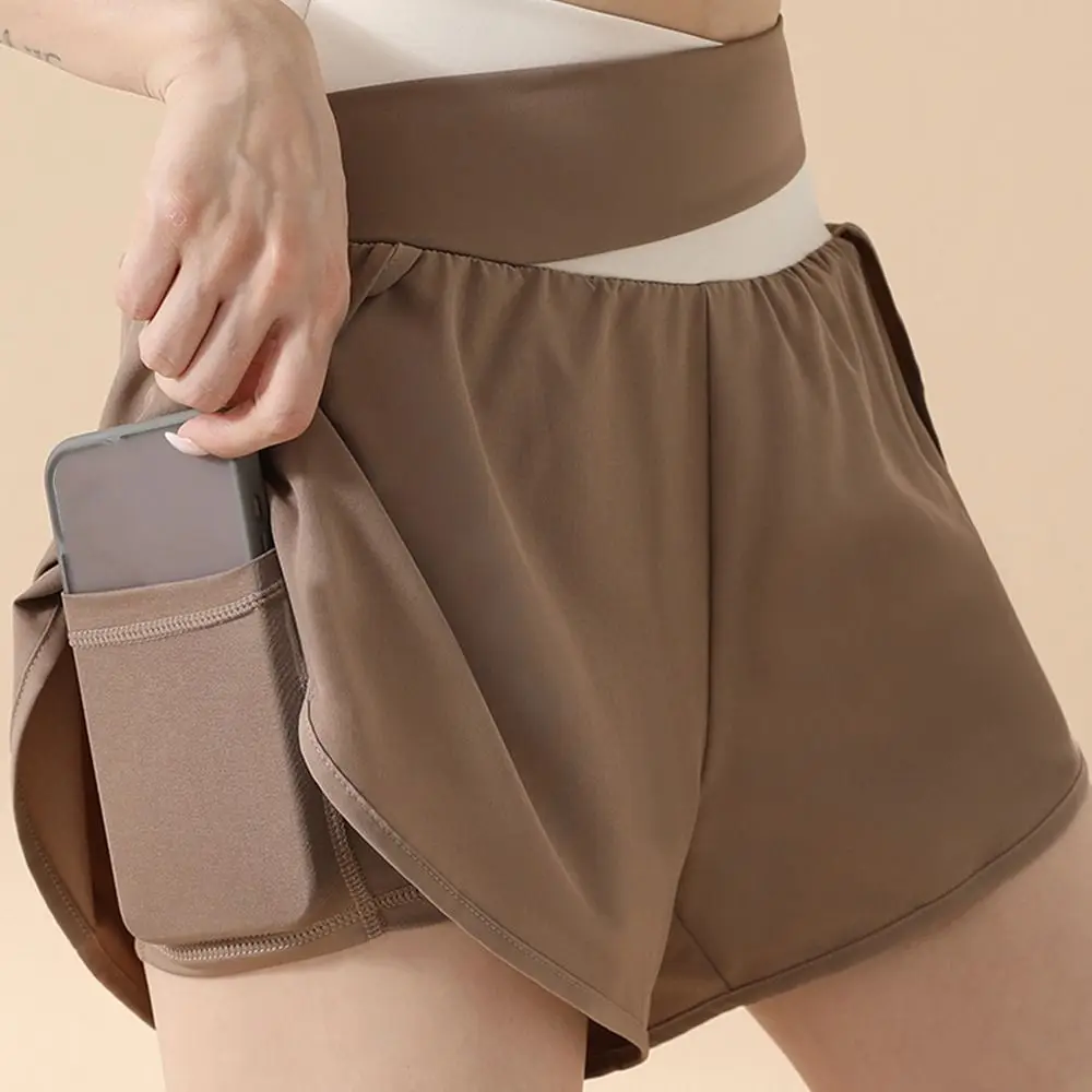 

Breathable Women Sports Shorts Colorblocked 2 In 1 Inner Liner High Waist Workout Shorts Anti-Slip Side Phone Pockets