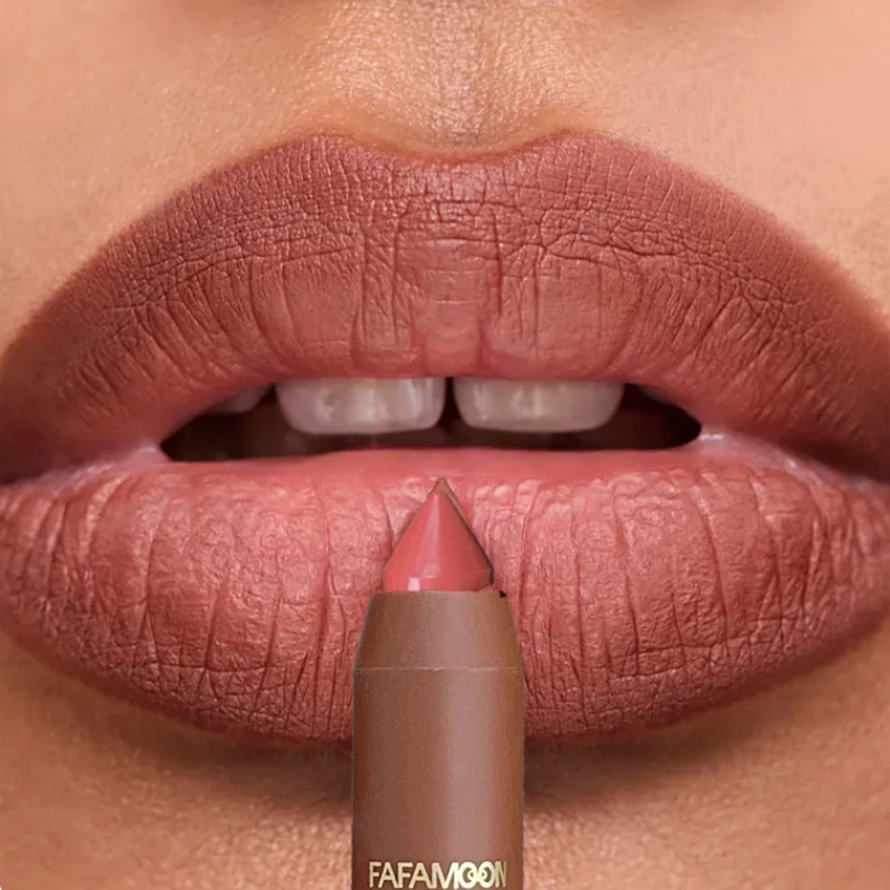 Matita per labbra con punta in velluto Labbra opache morbide Matita per rossetto sexy Matita per labbra snellente non appiccicosa impermeabile Contorno Tinta Trucco