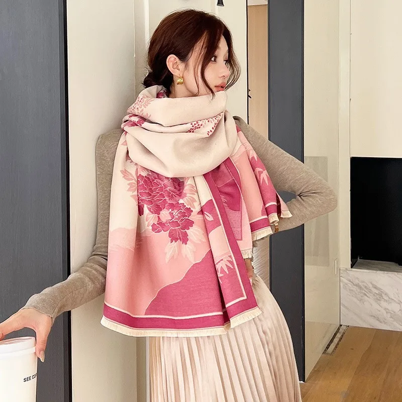 New Autumn-Winter Color-Blocked Magnolia Flower Fashion Faux Cashmere Scarf for Women, Winter Korean-Style Versatile Neck Warmer