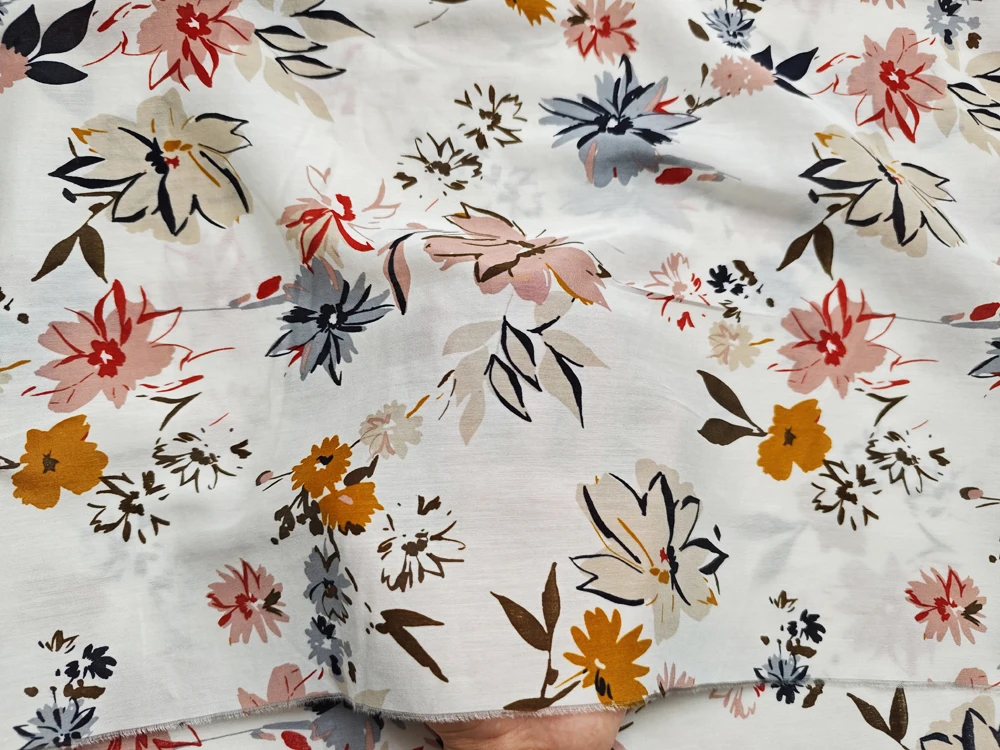 54'' Wide By Meter White Floral Soft Natural Silk Cotton Fabric Mulberry Silk Scarf Shirt Wedding Dress Material view 4