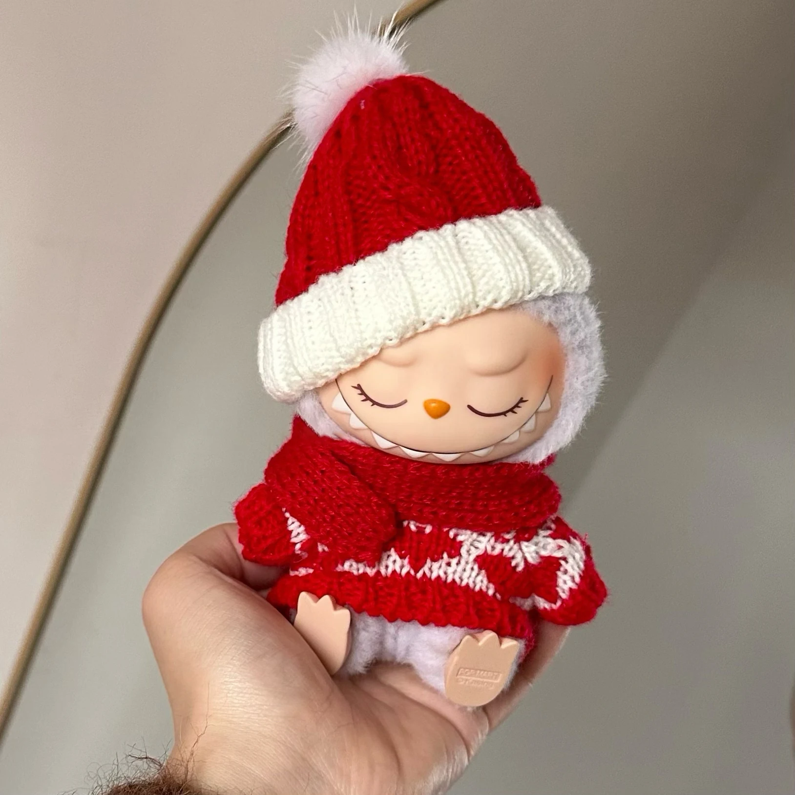 17cm Labubu doll Clothes  Macaron Labubu Christmas costumes Set V1 V2 Winter Christmas Sweater Scarf Set Clothing ﻿