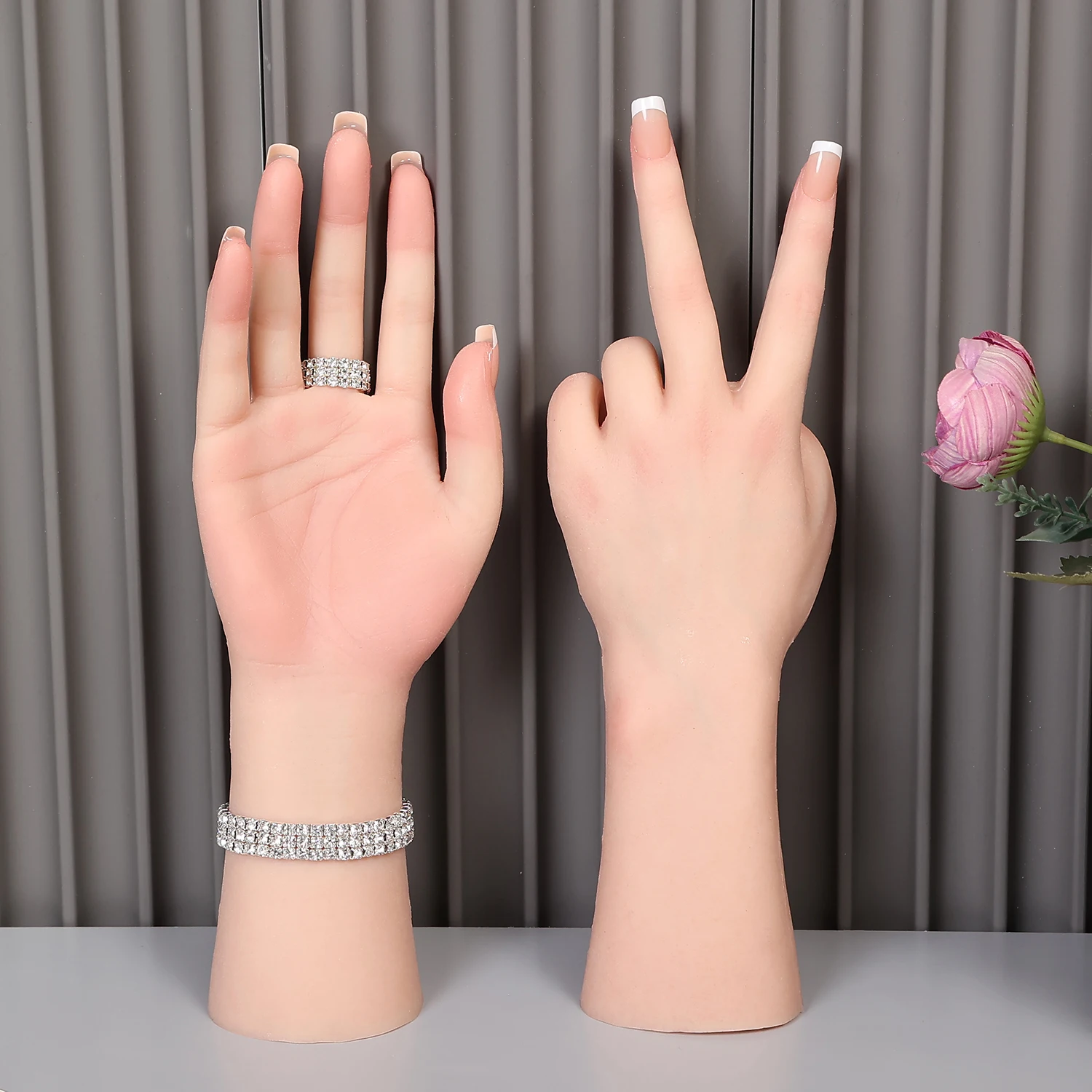 Realistic Silicone Hand Model Female Hands Finger Wrist Bendable for Henna Sketch Art Jewelry Display Fake Nail Manicure Salon view 5