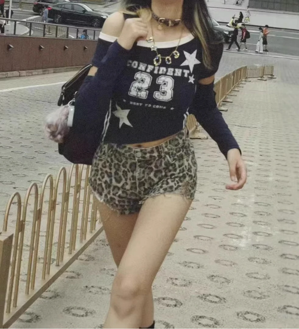 

Sexy Leopard Print Ripped Edge High Waist Denim Shorts Women 2026 New Summer Wide-leg Pants Y2k Shorts