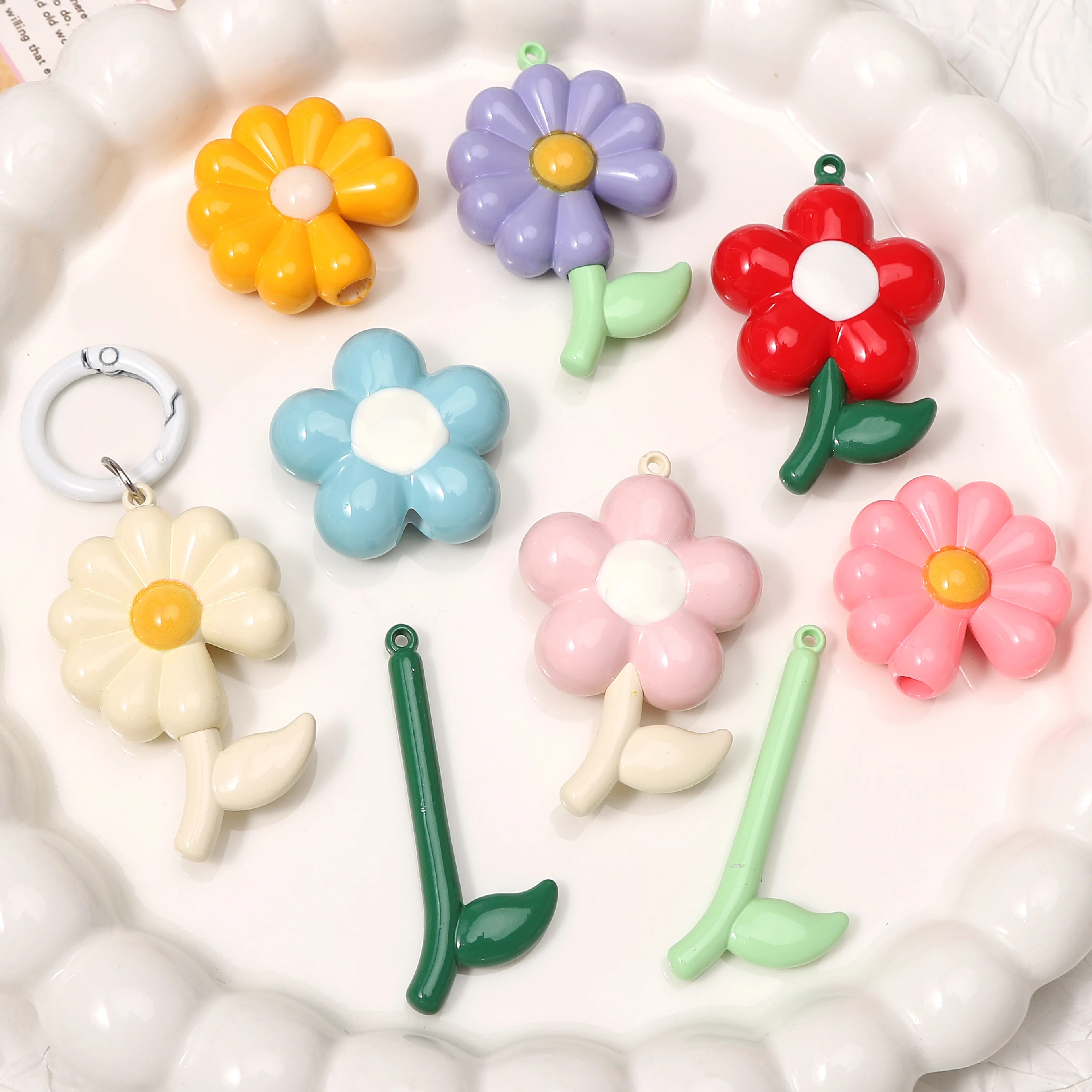 1Pc/bag Colorful Acrylic Spray Paint Five Petal Flower/Daisy/Flower Stem Shape Beads For Making Jewelry DIY Keychain Findings