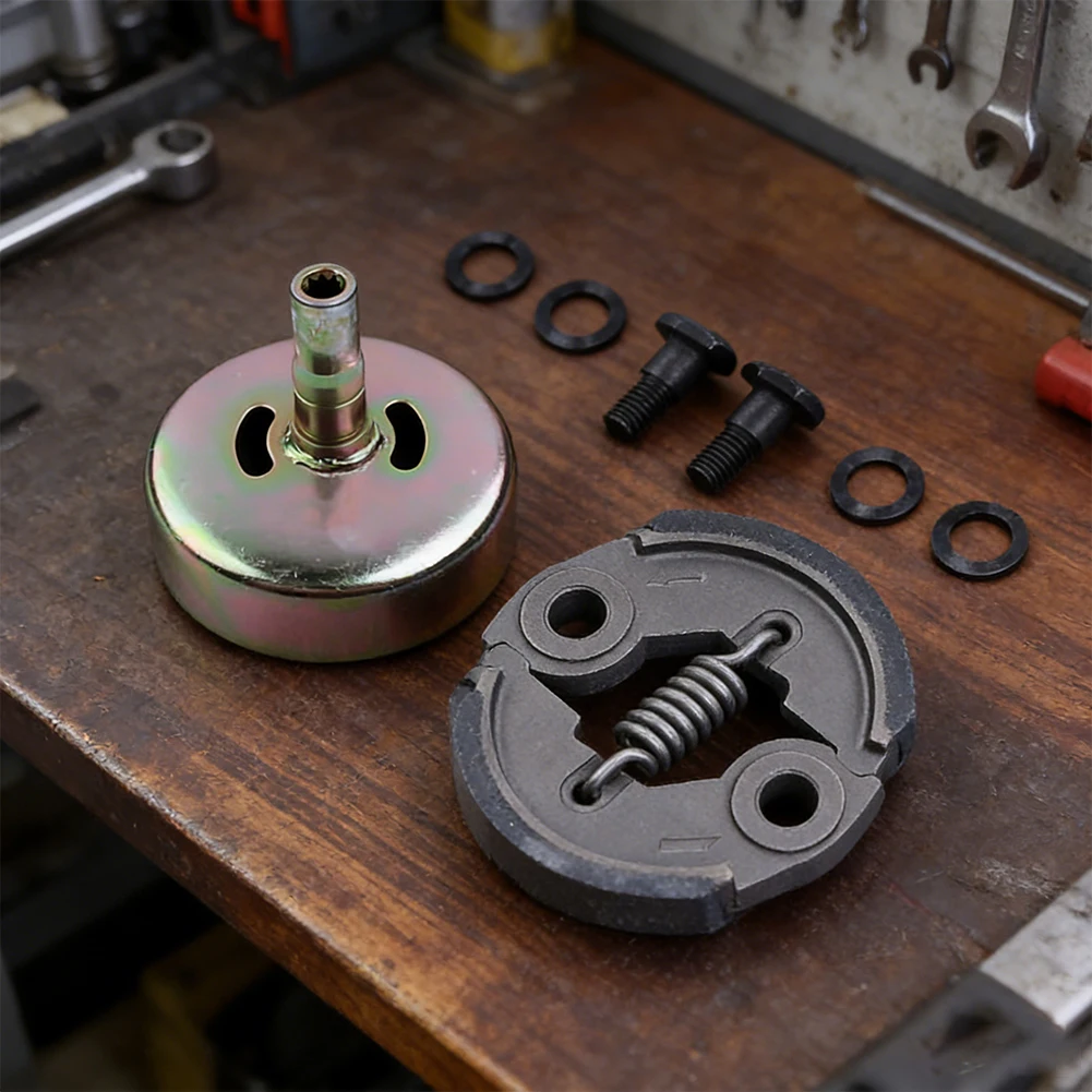 

Сцепление в сборе для бензокос Honda GX31 и GX35 1.3HP 4-тактных, заменяет OEM номера деталей 19611-Z0Z-000, 30500-Z0Z-013