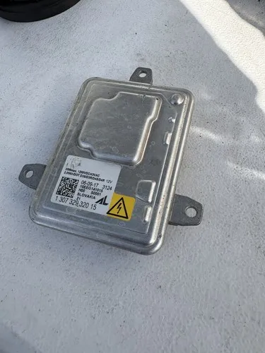 

For OEM HID Headlight Control Module Ballast MERCEDES JEEP GM HYUNDAI 130732932015