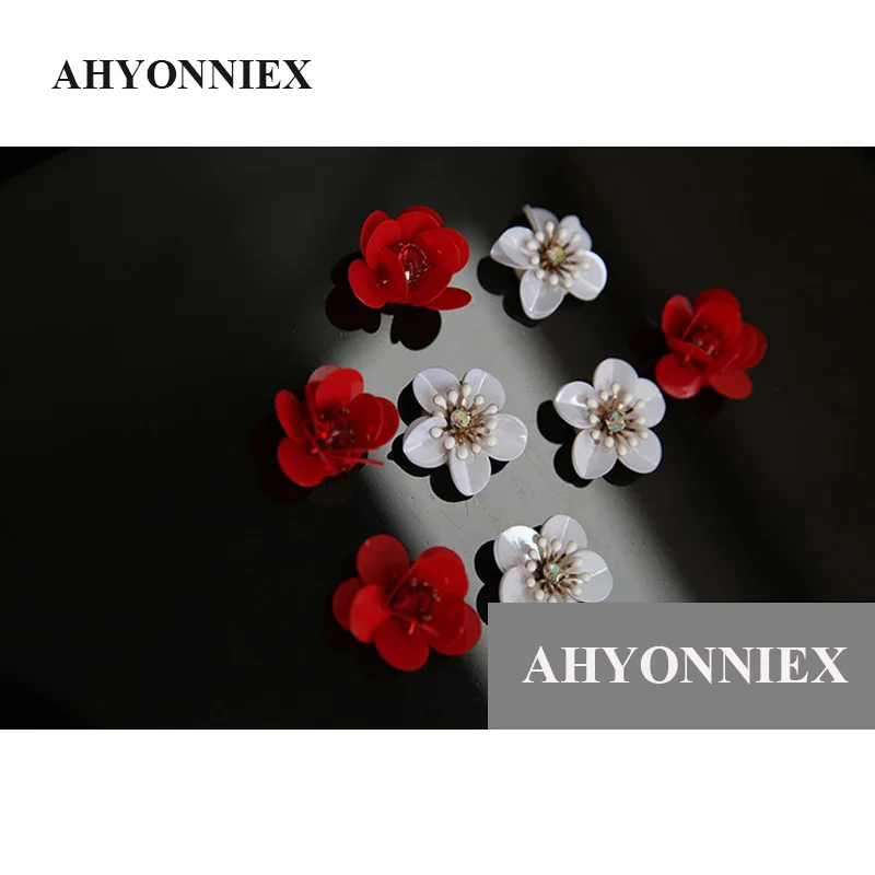 AHYONNIEX 10Pcs/lot Red White Sequins Flowers Patches Beads Patches Sew On Applique Clothes DIY Sweater Shoes Bags Patches