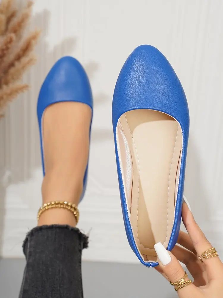 Einfarbige Ballerinas für Damen mit spitzer Zehenpartie, leicht und bequem, zum Hineinschlüpfen, für Alltag, Büro, Schule und Reisen – Detail 13
