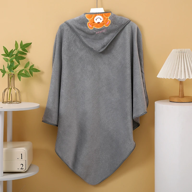 1 Piece of Multifunctional Baby Bath Towel, Newborn Towel, Machine Washable, Soft Polyester Fiber Fabric with Cute Bear Cartoon Design, Highly Absorbent, Soft and Skin-Friendly, Suitable for Children Aged 0-3, Suitable for All Seasons, Thanksgiving, Halloween, Christmas Holiday Gift for Babies and Children