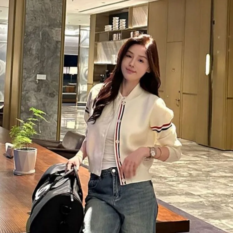 

Women Autumn Fashion Striped Contrasting Colors O-neck Long Sleeve Knitwear Ladies Simplicity Office Lady Temperament Tops Coat