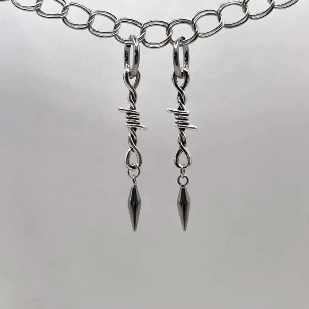 Y2k Gothic Sliver Color Thorns Brambles Sharp Cone Rivets Pendant Hoop Earrings for Women Men Rock Punk Jewelry Accessory Gift