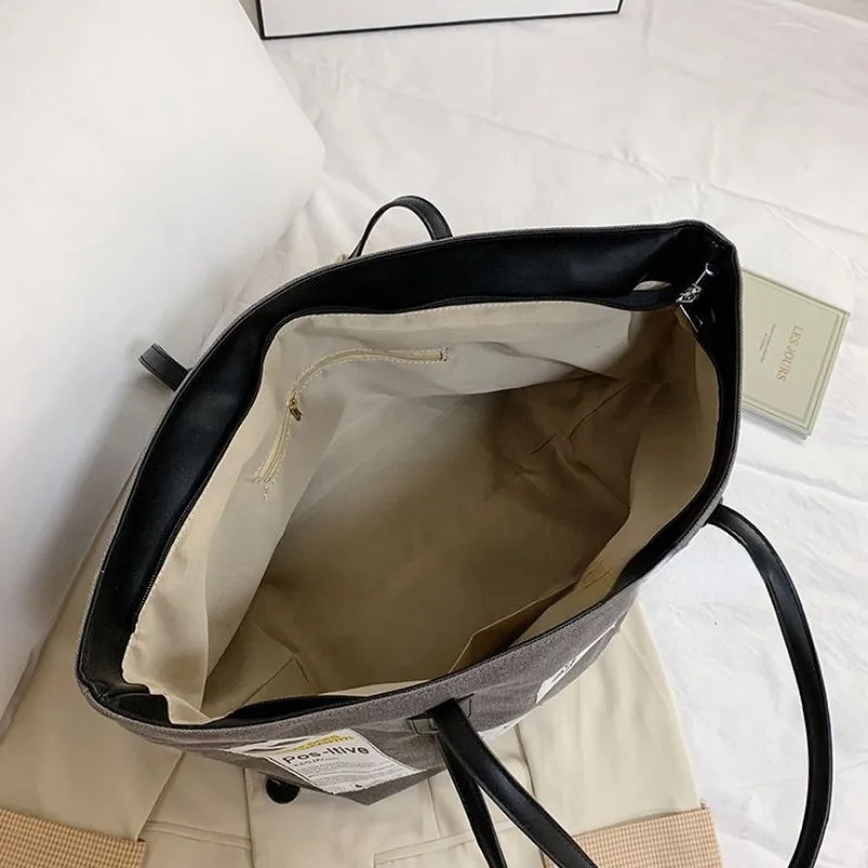 Canvas Bag Women Large Capacity Autumn New Youth Handbags Fashionable Versatile Shoulder Bag Student Commuting Niche Tote Bags