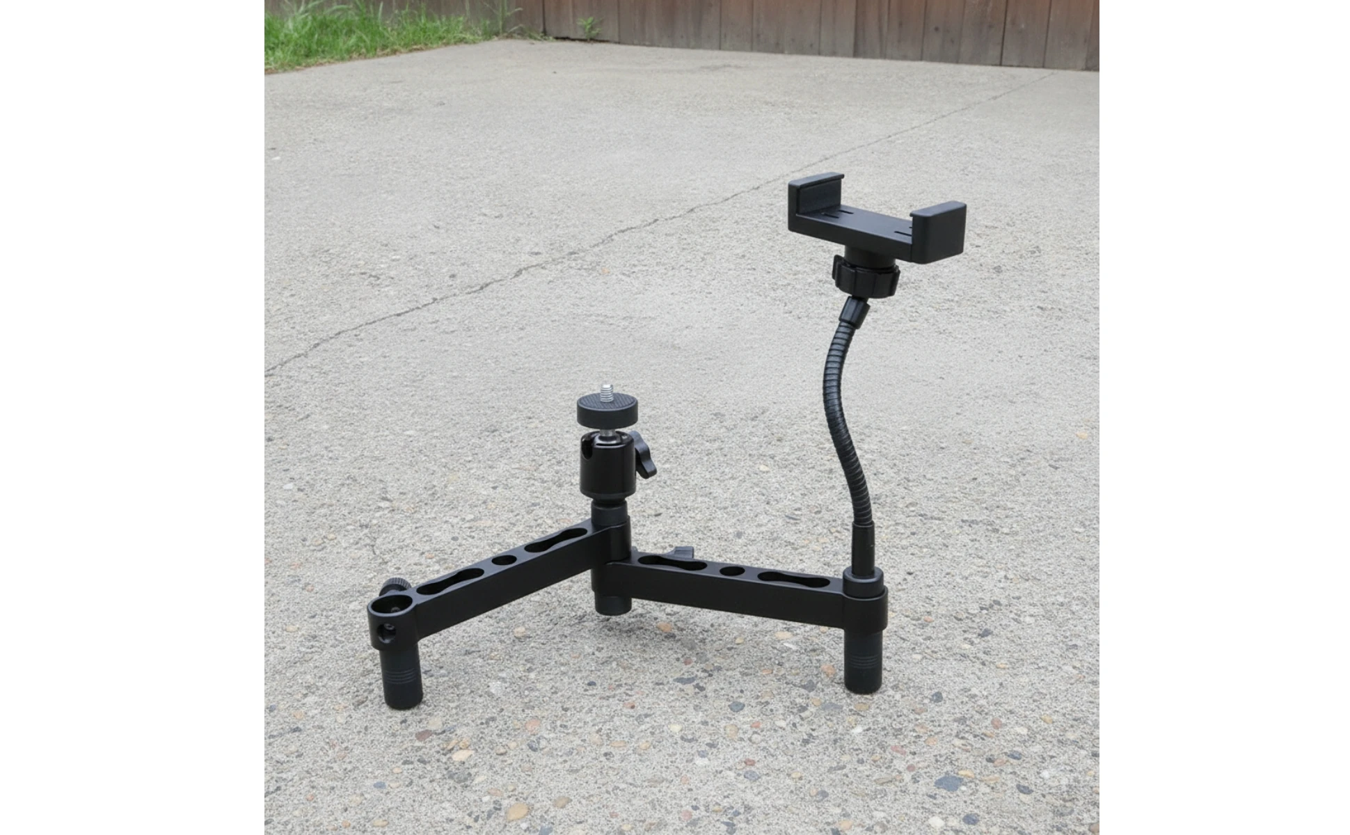 Corner Bridge Bracket Adjustable Extension Bracket with Clamp Metal for Anglers Corner Bridge Bracket Adjustable Extension Bracket with Clamp Metal for Anglers