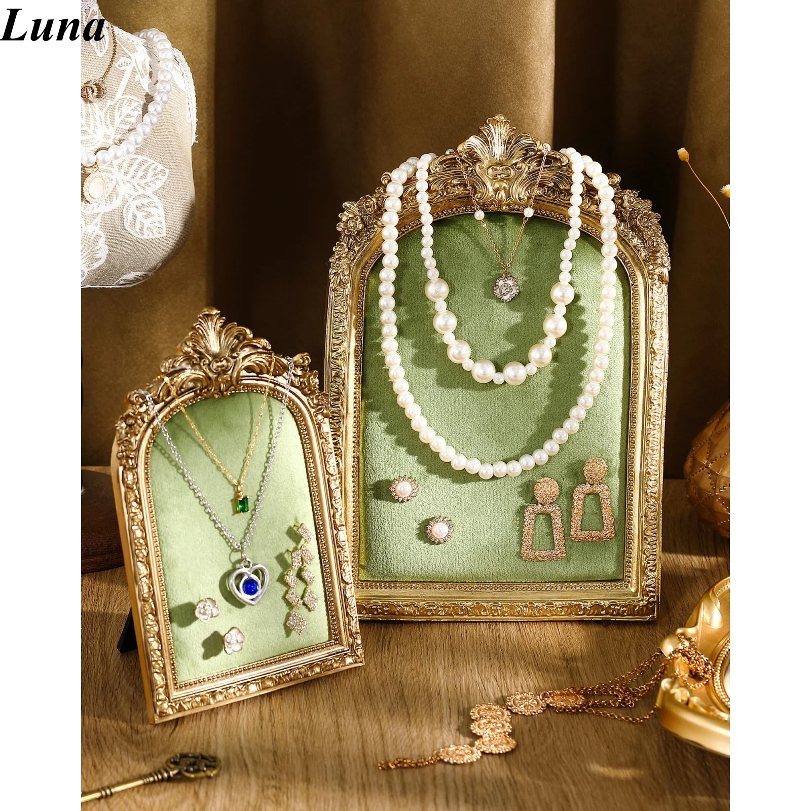 

Gold Jewelry Display Stand Vintage Necklace Organizer Ring Holder Earring Tray Resin Jewelry Photography Props Frame with Velvet