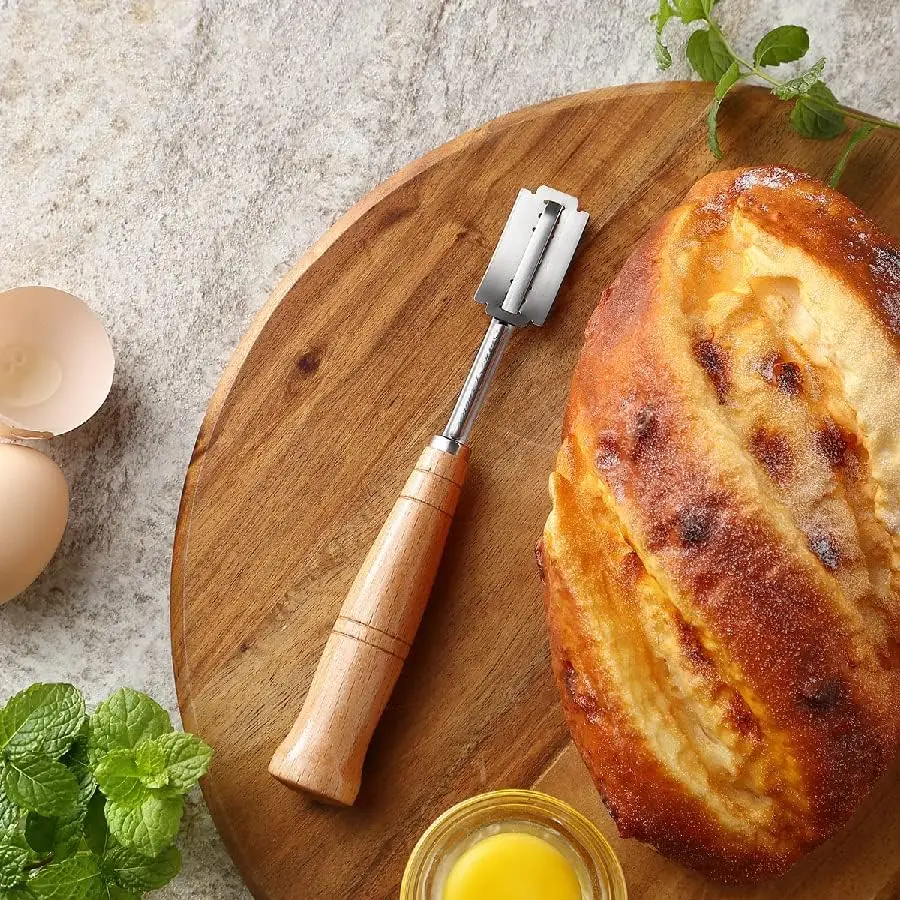 

Hand Crafted Bread Lame for Dough Scoring Knife, Lame Bread Tool for Sourdough Bread Slashing with 5 Blades Included