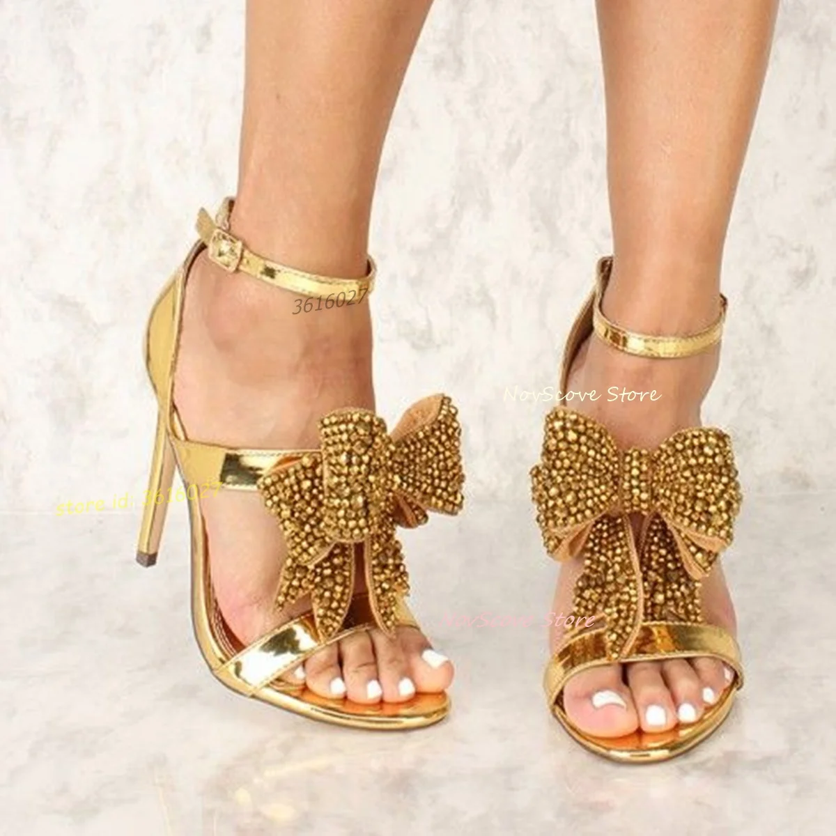 

Золотые сандалии с открытым носком, декор со стразами и бантом, тонкие сандалии на высоком каблуке, вечерние пикантные женские туфли на одной платформе