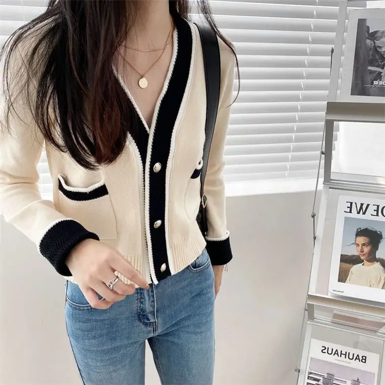 Maglione a maniche corte allentato monopetto con scollo a v 2022 nuovo Cardigan lavorato a maglia primaverile e autunnale da donna