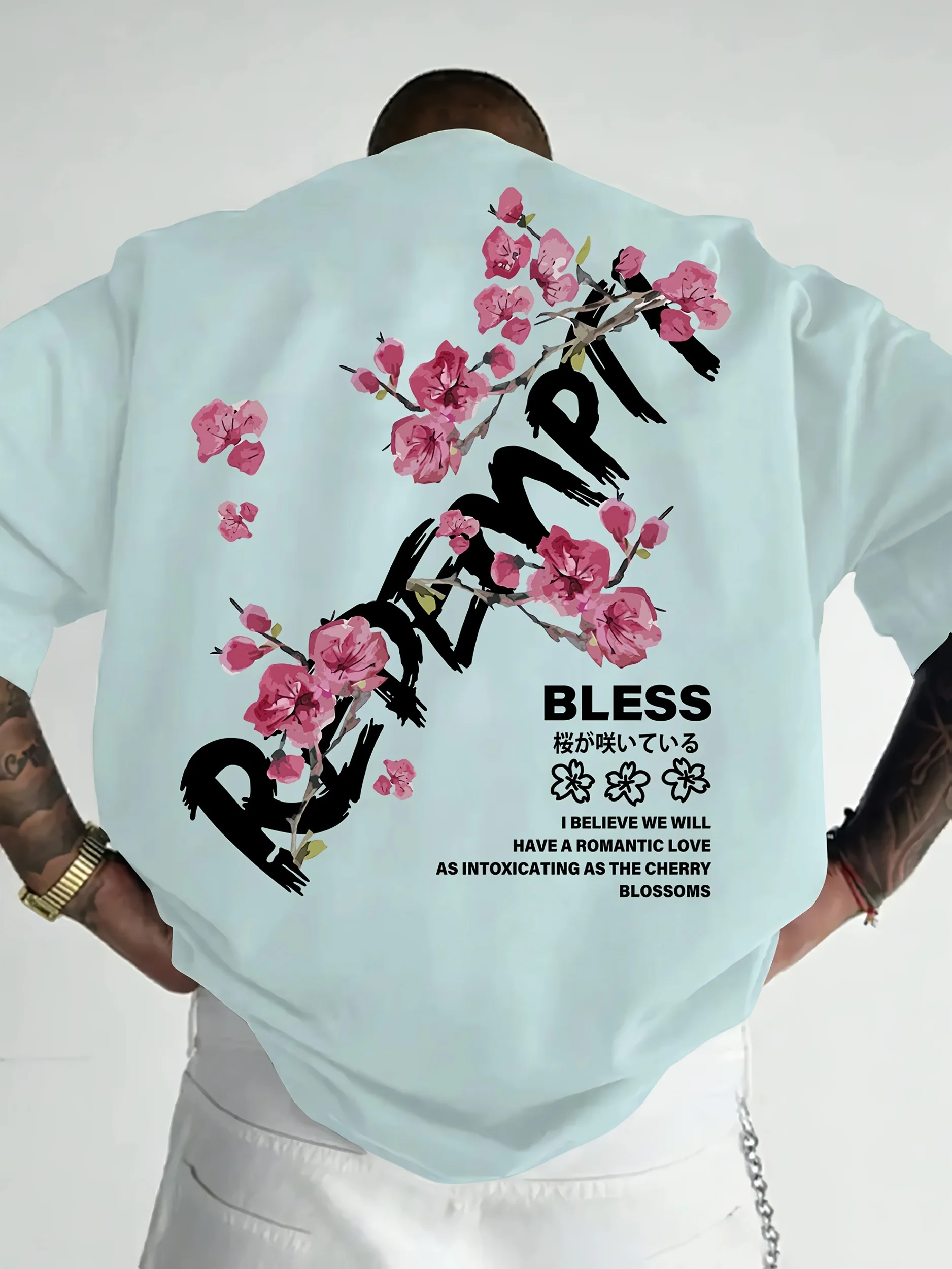 Summer Men's Casual Sporty Street Japanese-style Cherry Blossom Patterned Printed T-shirt, Loose and Breathable Short Sleeve