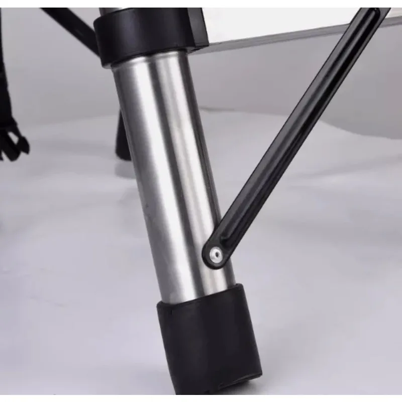 Échelle d'extension télescopique moderne en acier inoxydable, 1.4m + 1.4m, conception à chevrons pliable et Portable pour usage domestique