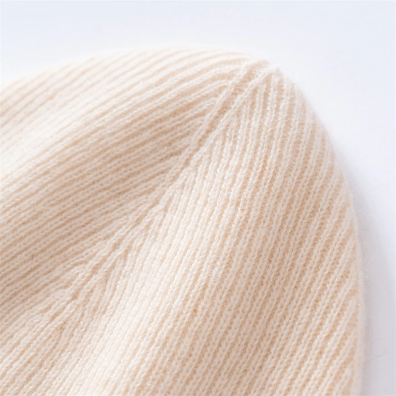 

Новая женская зимняя вязаная шапка из 100% чистого кашемира, двухслойная бесшовная уличная теплая однотонная мужская шапка с защитой ушей