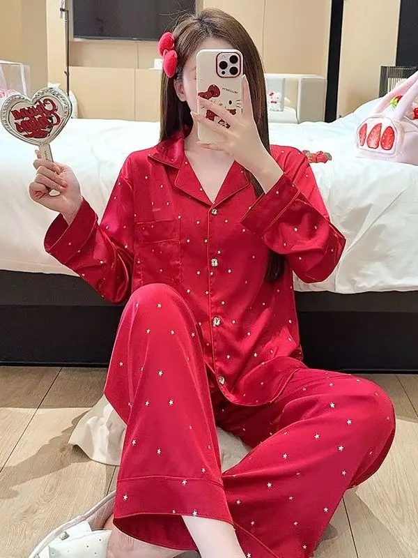 春秋の新スタイルの女性のアイスシルクパジャマ長袖高級ファッションシミュレーションシルクホーム服セットレッドスターパターン