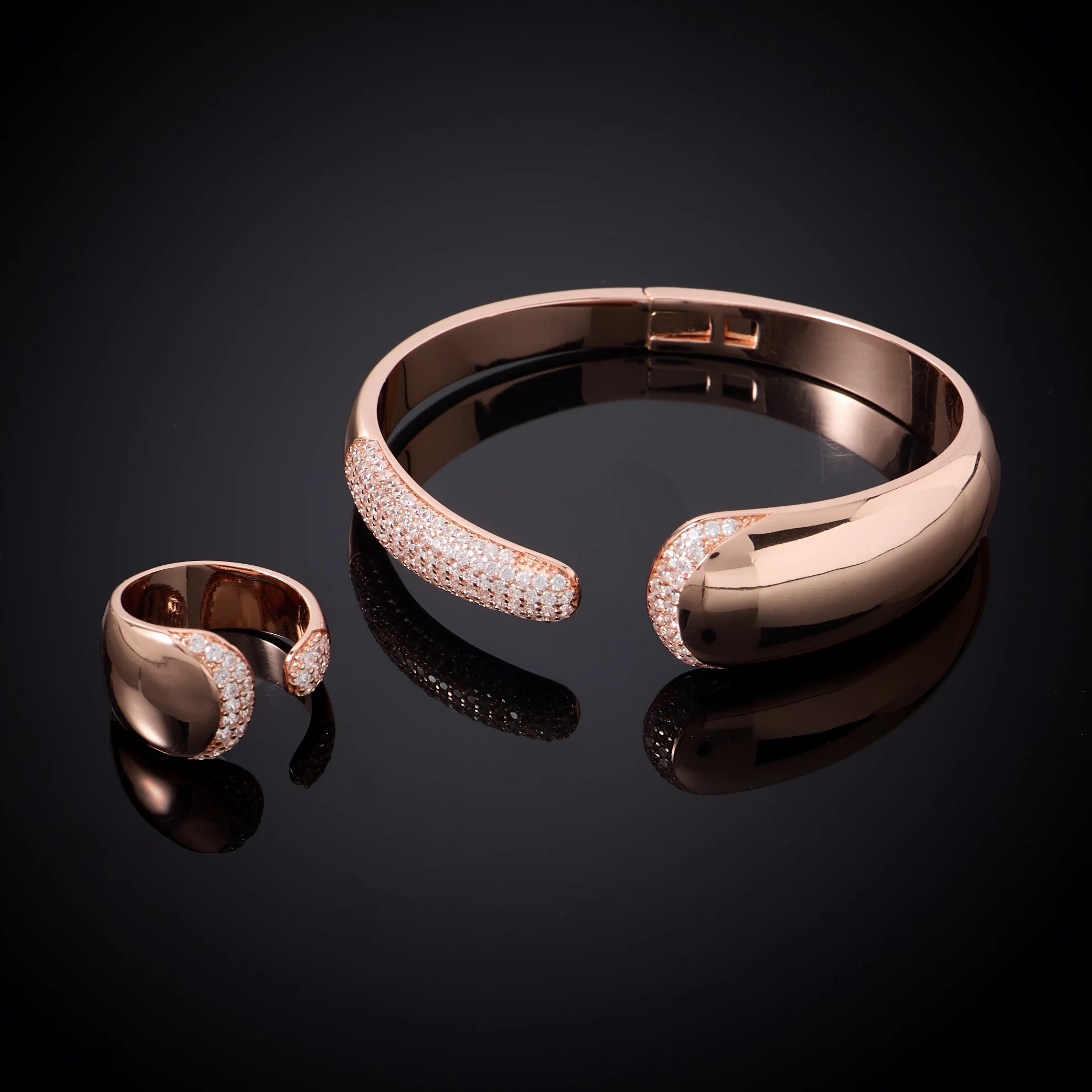 IN JEWELIFE New Arrival Irregular Curved Rose Gold Jewelry Set Micro Zircon Paved Open Cuff Bangle Adjustable Open Ring 2Pcs Wom
